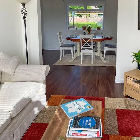 Fell View - Dog-friendly House, Enclosed Garden & Great Views בית נופש פנרית'